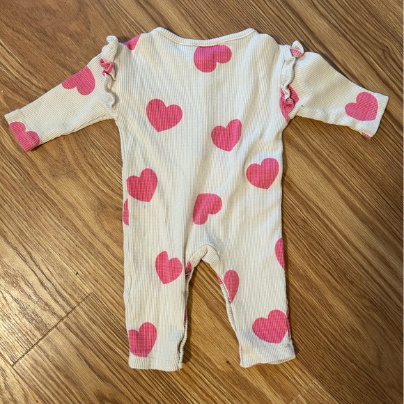 Jessica Simpson Baby Romper 0/3 Month - Picture 3 of 3